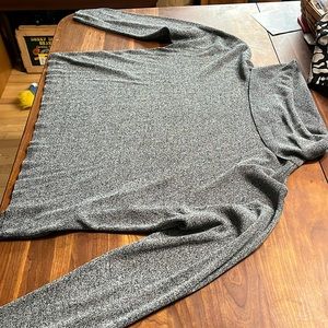 Winter Sills 100% silk xl sweater gray/black